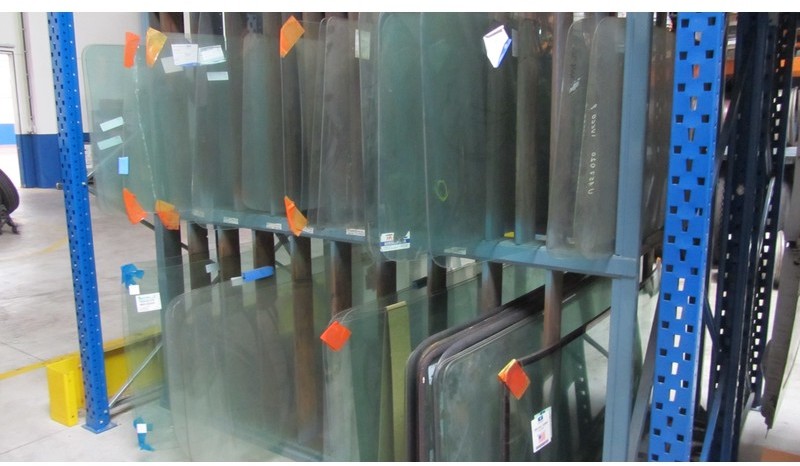 Diversen Voorruiten - Tuulilasi - Kuorma-auto: kuva Diversen Voorruiten - Tuulilasi - Kuorma-auto Diversen Voorruiten - Tuulilasi - Kuorma-auto: kuva Diversen Voorruiten - Tuulilasi - Kuorma-auto