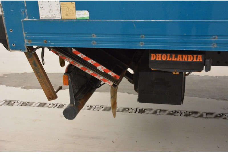 Umpikori kuorma-auto Iveco Eurocargo 120E18: kuva Umpikori kuorma-auto Iveco Eurocargo 120E18