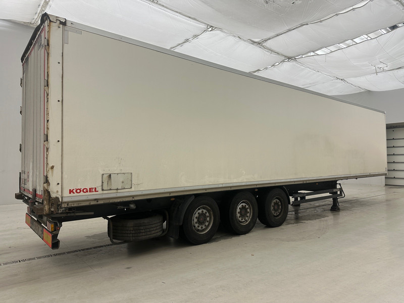 Kögel KOFFER - Umpikori puoliperävaunu: kuva Kögel KOFFER - Umpikori puoliperävaunu Kögel KOFFER - Umpikori puoliperävaunu: kuva Kögel KOFFER - Umpikori puoliperävaunu