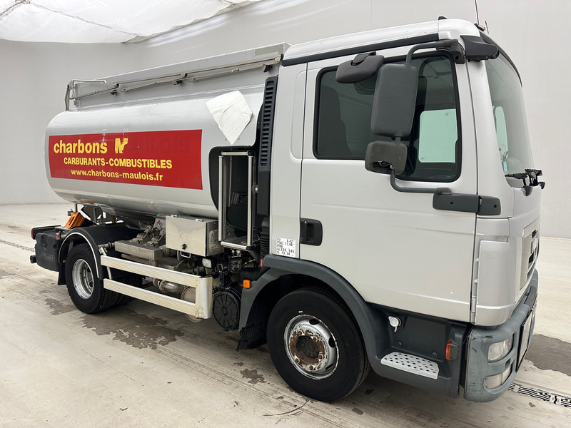 MAN TGL 12.250 - Säiliöauto: kuva MAN TGL 12.250 - Säiliöauto MAN TGL 12.250 - Säiliöauto: kuva MAN TGL 12.250 - Säiliöauto