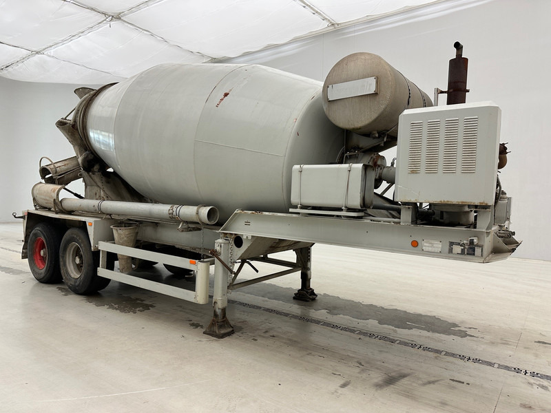 MOL Mixer 10 cub - Betonin kuljetus puoliperävaunu: kuva MOL Mixer 10 cub - Betonin kuljetus puoliperävaunu MOL Mixer 10 cub - Betonin kuljetus puoliperävaunu: kuva MOL Mixer 10 cub - Betonin kuljetus puoliperävaunu