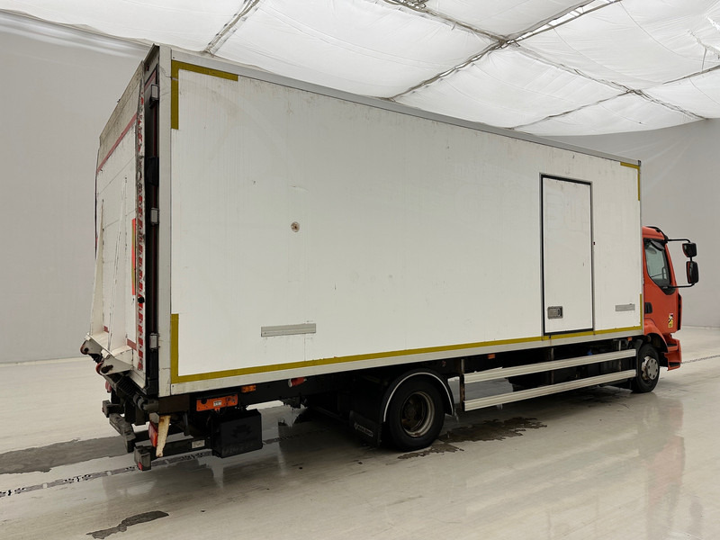 Renault D12.210 - Refrigeraattori kuorma-auto: kuva Renault D12.210 - Refrigeraattori kuorma-auto Renault D12.210 - Refrigeraattori kuorma-auto: kuva Renault D12.210 - Refrigeraattori kuorma-auto