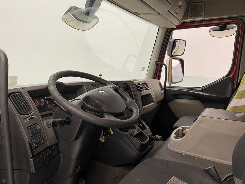 Refrigeraattori kuorma-auto Renault Midlum 300 DXi: kuva Refrigeraattori kuorma-auto Renault Midlum 300 DXi