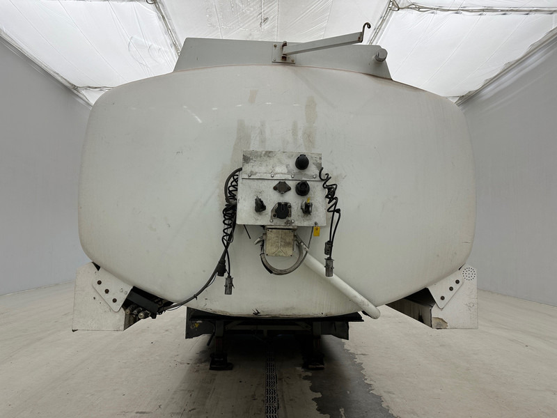 Stokota Tank 23000 L - Säiliöpuoliperävaunu: kuva Stokota Tank 23000 L - Säiliöpuoliperävaunu Stokota Tank 23000 L - Säiliöpuoliperävaunu: kuva Stokota Tank 23000 L - Säiliöpuoliperävaunu