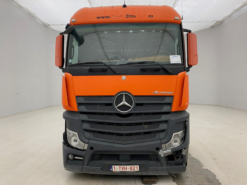 Mercedes-Benz Actros 1945 - Vetopöytäauto: kuva Mercedes-Benz Actros 1945 - Vetopöytäauto Mercedes-Benz Actros 1945 - Vetopöytäauto: kuva Mercedes-Benz Actros 1945 - Vetopöytäauto