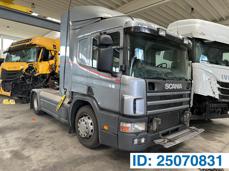 Scania P94D.300 - Vetopöytäauto: kuva Scania P94D.300 - Vetopöytäauto Scania P94D.300 - Vetopöytäauto: kuva Scania P94D.300 - Vetopöytäauto