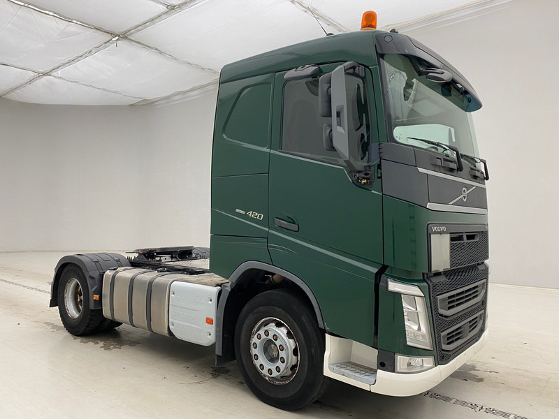 Volvo FH 420 - Vetopöytäauto: kuva Volvo FH 420 - Vetopöytäauto Volvo FH 420 - Vetopöytäauto: kuva Volvo FH 420 - Vetopöytäauto