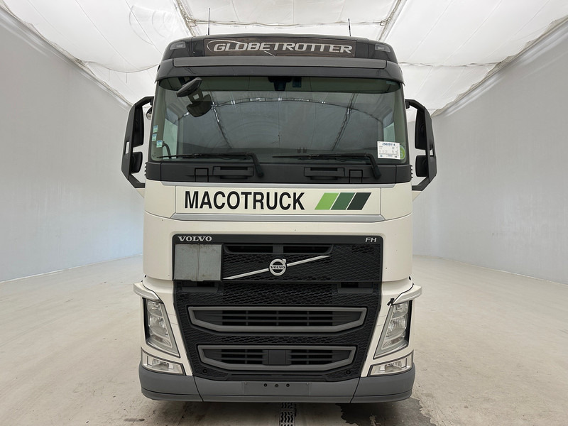 Volvo FH 460 Globetrotter - ADR - Vetopöytäauto: kuva Volvo FH 460 Globetrotter - ADR - Vetopöytäauto Volvo FH 460 Globetrotter - ADR - Vetopöytäauto: kuva Volvo FH 460 Globetrotter - ADR - Vetopöytäauto