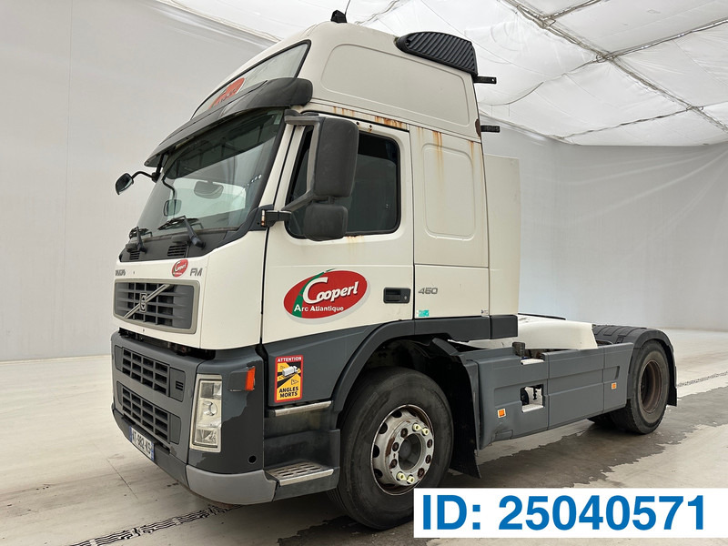 Volvo FM 450 - Vetopöytäauto: kuva Volvo FM 450 - Vetopöytäauto Volvo FM 450 - Vetopöytäauto: kuva Volvo FM 450 - Vetopöytäauto