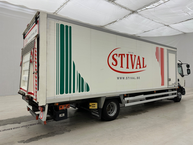 Volvo FL 250 - Refrigeraattori kuorma-auto: kuva Volvo FL 250 - Refrigeraattori kuorma-auto Volvo FL 250 - Refrigeraattori kuorma-auto: kuva Volvo FL 250 - Refrigeraattori kuorma-auto