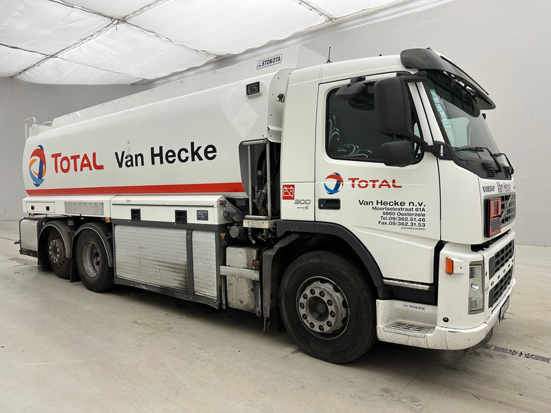 Volvo FM 300 - 6x2 - Säiliöauto: kuva Volvo FM 300 - 6x2 - Säiliöauto Volvo FM 300 - 6x2 - Säiliöauto: kuva Volvo FM 300 - 6x2 - Säiliöauto