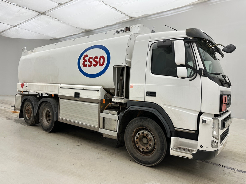 Volvo FM 380 - 6x2 - Säiliöauto: kuva Volvo FM 380 - 6x2 - Säiliöauto Volvo FM 380 - 6x2 - Säiliöauto: kuva Volvo FM 380 - 6x2 - Säiliöauto