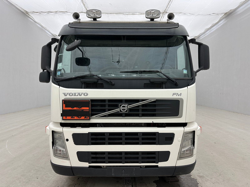 Volvo FM 410 - 6x2 - Säiliöauto: kuva Volvo FM 410 - 6x2 - Säiliöauto Volvo FM 410 - 6x2 - Säiliöauto: kuva Volvo FM 410 - 6x2 - Säiliöauto