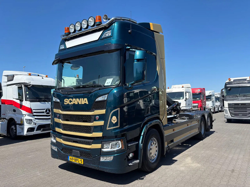 Scania R500 6x2 Euro 6 Retarder Hiab Hooklift - Koukkulava kuorma-auto: kuva Scania R500 6x2 Euro 6 Retarder Hiab Hooklift - Koukkulava kuorma-auto Scania R500 6x2 Euro 6 Retarder Hiab Hooklift - Koukkulava kuorma-auto: kuva Scania R500 6x2 Euro 6 Retarder Hiab Hooklift - Koukkulava kuorma-auto