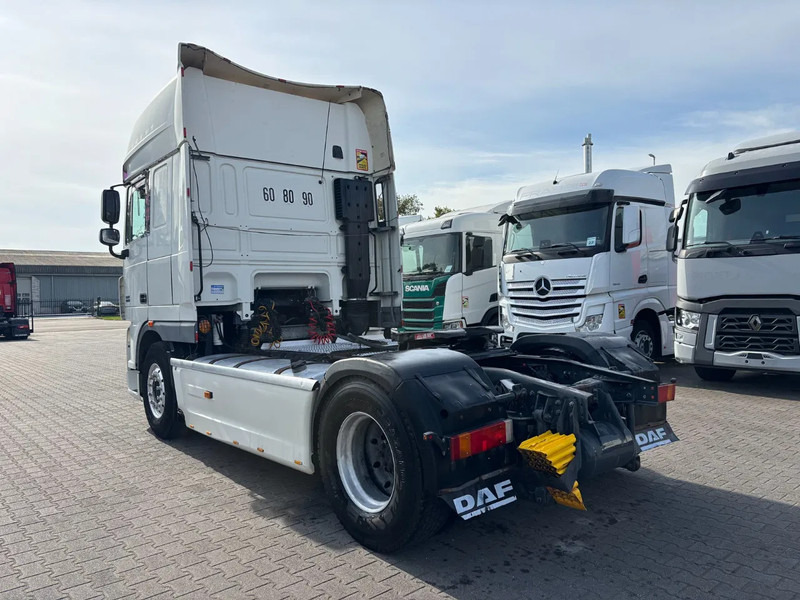 DAF XF 105.510 Super spacecab Euro 5 Retarder - Vetopöytäauto: kuva DAF XF 105.510 Super spacecab Euro 5 Retarder - Vetopöytäauto DAF XF 105.510 Super spacecab Euro 5 Retarder - Vetopöytäauto: kuva DAF XF 105.510 Super spacecab Euro 5 Retarder - Vetopöytäauto