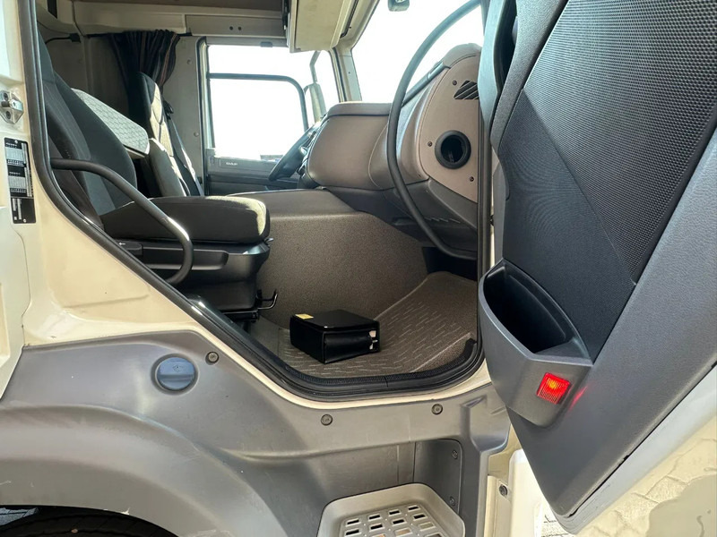 Kuljetin kuorma-auto DAF CF 410 6X2 M4SN3 OPRIJWAGEN / MACHINE TRANSPORTER / PLATEAU: kuva Kuljetin kuorma-auto DAF CF 410 6X2 M4SN3 OPRIJWAGEN / MACHINE TRANSPORTER / PLATEAU