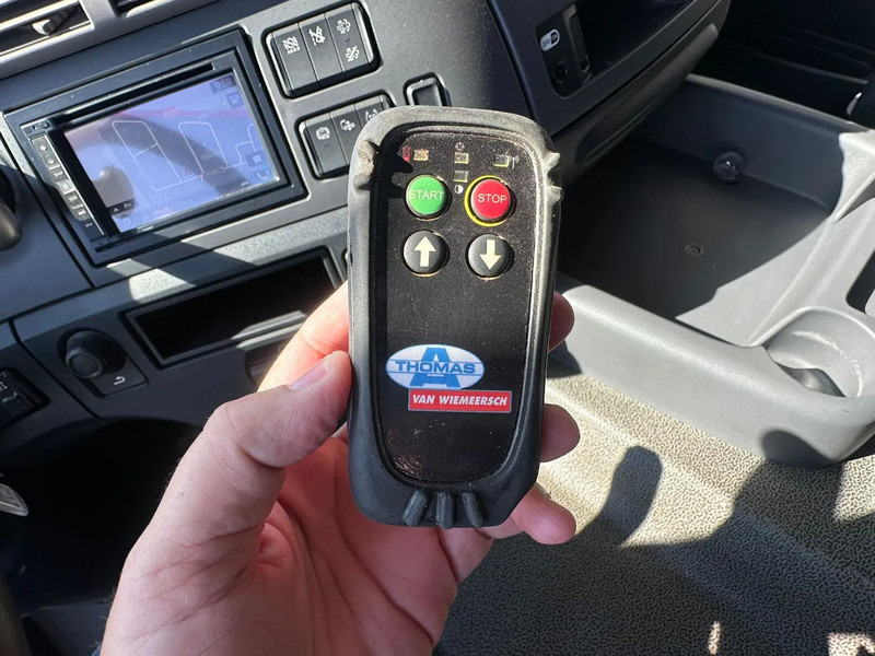 Kuljetin kuorma-auto DAF CF 410 6X2 M4SN3 OPRIJWAGEN / MACHINE TRANSPORTER / PLATEAU: kuva Kuljetin kuorma-auto DAF CF 410 6X2 M4SN3 OPRIJWAGEN / MACHINE TRANSPORTER / PLATEAU