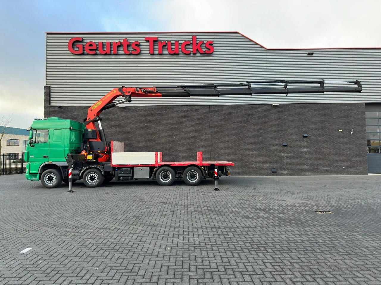 DAF XF 105.510 8X4 + PALFINGER PK 65002-SH E POWER L - Nosturiauto: kuva DAF XF 105.510 8X4 + PALFINGER PK 65002-SH E POWER L - Nosturiauto DAF XF 105.510 8X4 + PALFINGER PK 65002-SH E POWER L - Nosturiauto: kuva DAF XF 105.510 8X4 + PALFINGER PK 65002-SH E POWER L - Nosturiauto