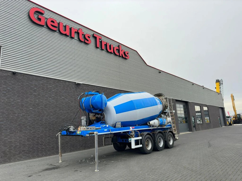 De Buf ST3 CONCRETE MIXER/MISCHER/MIXER - Betonin kuljetus puoliperävaunu: kuva De Buf ST3 CONCRETE MIXER/MISCHER/MIXER - Betonin kuljetus puoliperävaunu De Buf ST3 CONCRETE MIXER/MISCHER/MIXER - Betonin kuljetus puoliperävaunu: kuva De Buf ST3 CONCRETE MIXER/MISCHER/MIXER - Betonin kuljetus puoliperävaunu