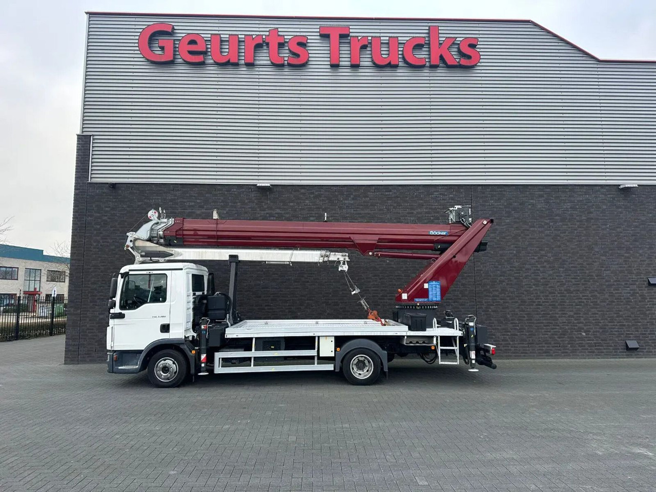 MAN TGL 7.180 4X2 BB BOCKER AK37/4000 + JIB MONTAGEK - Nosturiauto: kuva MAN TGL 7.180 4X2 BB BOCKER AK37/4000 + JIB MONTAGEK - Nosturiauto MAN TGL 7.180 4X2 BB BOCKER AK37/4000 + JIB MONTAGEK - Nosturiauto: kuva MAN TGL 7.180 4X2 BB BOCKER AK37/4000 + JIB MONTAGEK - Nosturiauto
