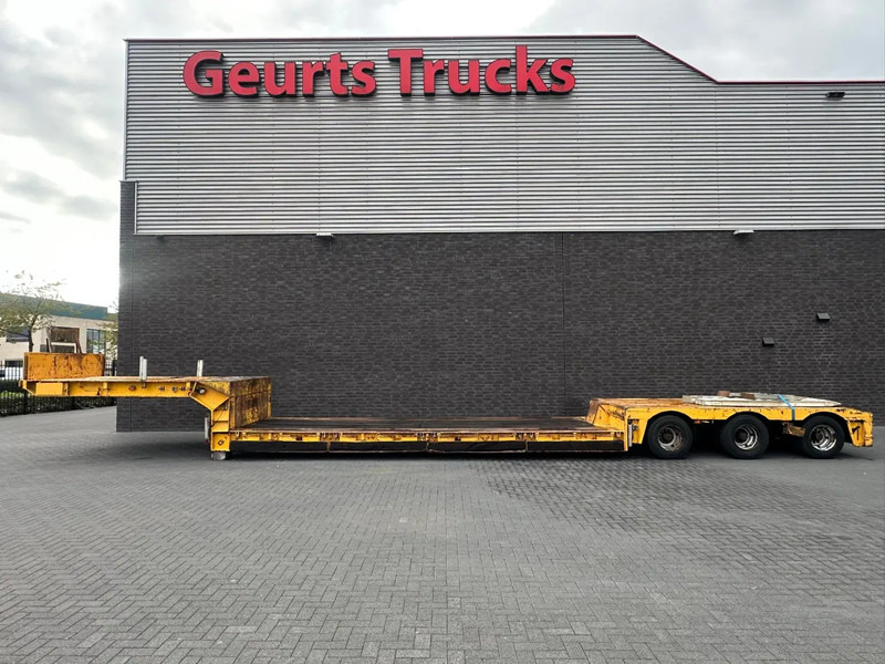 Nooteboom EURO-48-03 DIEPLADER / TIEFLADER / LOW LOADER MET HYDRAULISCH VERING EN STUURASSEN - Apuvaunu puoliperävaunu: kuva Nooteboom EURO-48-03 DIEPLADER / TIEFLADER / LOW LOADER MET HYDRAULISCH VERING EN STUURASSEN - Apuvaunu puoliperävaunu Nooteboom EURO-48-03 DIEPLADER / TIEFLADER / LOW LOADER MET HYDRAULISCH VERING EN STUURASSEN - Apuvaunu puoliperävaunu: kuva Nooteboom EURO-48-03 DIEPLADER / TIEFLADER / LOW LOADER MET HYDRAULISCH VERING EN STUURASSEN - Apuvaunu puoliperävaunu