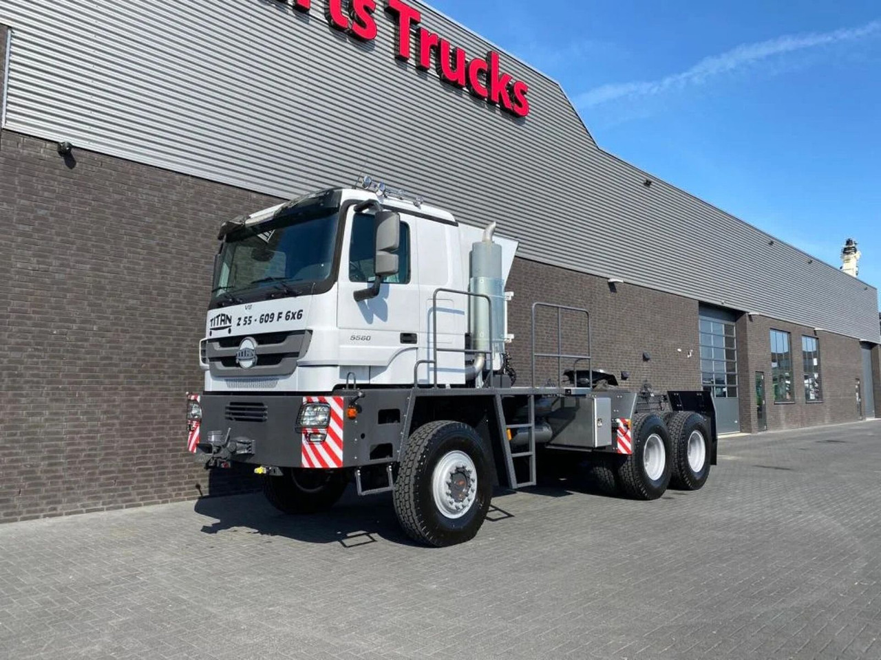 Mercedes-Benz TITAN 5560 Z52-600 F TITAN 5560 Z52-600 F 6X6 HE - Vetopöytäauto: kuva Mercedes-Benz TITAN 5560 Z52-600 F TITAN 5560 Z52-600 F 6X6 HE - Vetopöytäauto Mercedes-Benz TITAN 5560 Z52-600 F TITAN 5560 Z52-600 F 6X6 HE - Vetopöytäauto: kuva Mercedes-Benz TITAN 5560 Z52-600 F TITAN 5560 Z52-600 F 6X6 HE - Vetopöytäauto