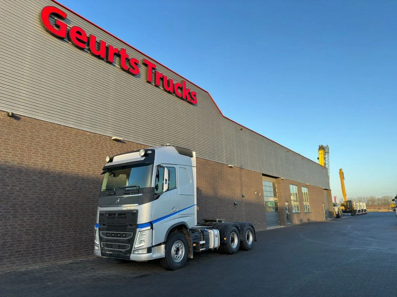 Volvo FH 460 6X4 TREKKER/TRACTOR/SZM EURO 6 HYDRAULIC - Vetopöytäauto: kuva Volvo FH 460 6X4 TREKKER/TRACTOR/SZM EURO 6 HYDRAULIC - Vetopöytäauto Volvo FH 460 6X4 TREKKER/TRACTOR/SZM EURO 6 HYDRAULIC - Vetopöytäauto: kuva Volvo FH 460 6X4 TREKKER/TRACTOR/SZM EURO 6 HYDRAULIC - Vetopöytäauto