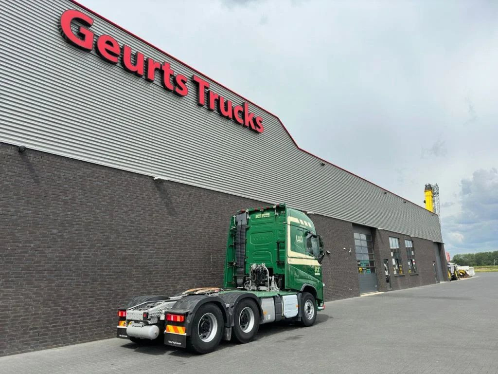 Volvo FH 500 6X4 TREKKER/TRACTOR/SZM EURO 6 HYDRAULIC - Vetopöytäauto: kuva Volvo FH 500 6X4 TREKKER/TRACTOR/SZM EURO 6 HYDRAULIC - Vetopöytäauto Volvo FH 500 6X4 TREKKER/TRACTOR/SZM EURO 6 HYDRAULIC - Vetopöytäauto: kuva Volvo FH 500 6X4 TREKKER/TRACTOR/SZM EURO 6 HYDRAULIC - Vetopöytäauto