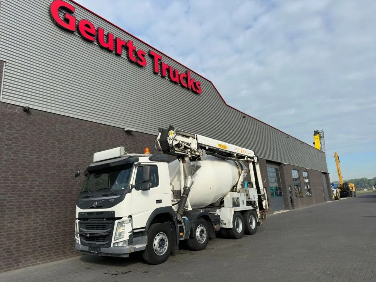 Volvo FM 410 8X4 + STETTER 9 M3 MIXER/MISCHER + THEAM - Betoniauto: kuva Volvo FM 410 8X4 + STETTER 9 M3 MIXER/MISCHER + THEAM - Betoniauto Volvo FM 410 8X4 + STETTER 9 M3 MIXER/MISCHER + THEAM - Betoniauto: kuva Volvo FM 410 8X4 + STETTER 9 M3 MIXER/MISCHER + THEAM - Betoniauto