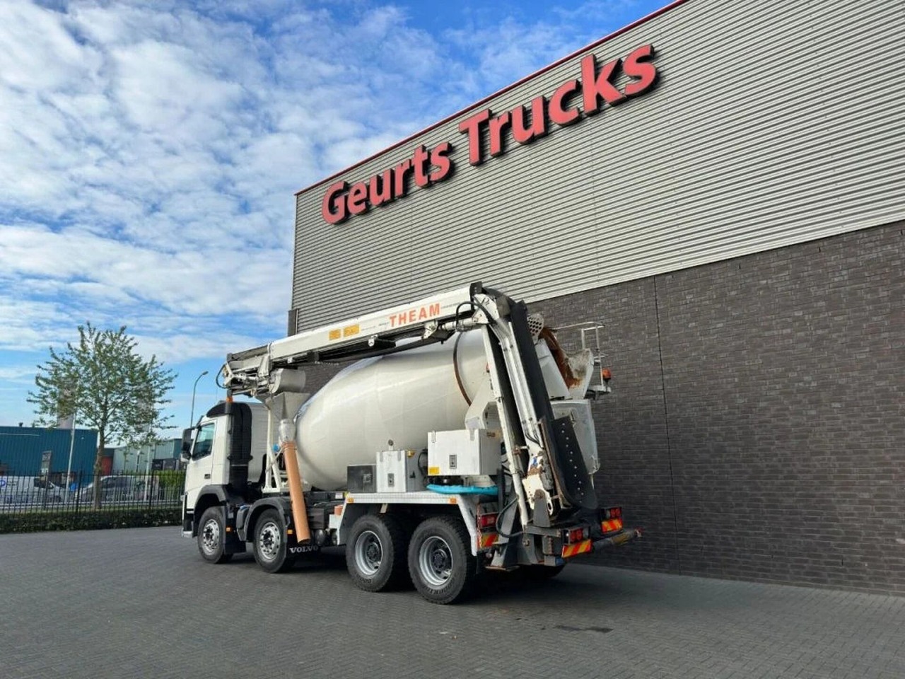 Volvo FM 410 8X4 + STETTER 9 M3 MIXER/MISCHER + THEAM - Betoniauto: kuva Volvo FM 410 8X4 + STETTER 9 M3 MIXER/MISCHER + THEAM - Betoniauto Volvo FM 410 8X4 + STETTER 9 M3 MIXER/MISCHER + THEAM - Betoniauto: kuva Volvo FM 410 8X4 + STETTER 9 M3 MIXER/MISCHER + THEAM - Betoniauto