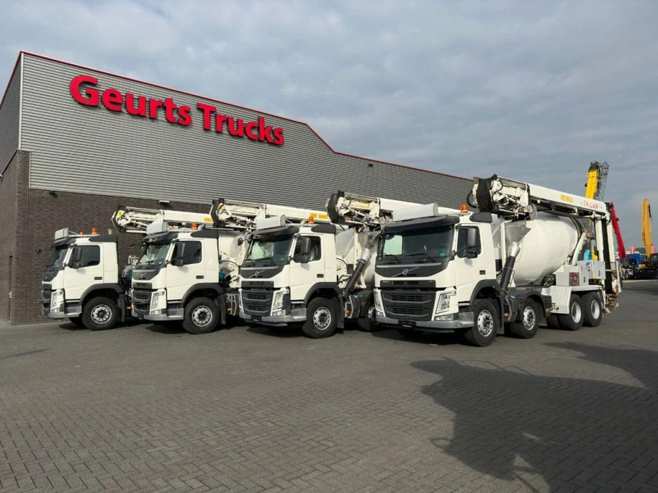 Leasing  Volvo FM 410 8X4 + STETTER 9 M3 MIXER/MISCHER + THEAM Volvo FM 410 8X4 + STETTER 9 M3 MIXER/MISCHER + THEAM: kuva Leasing  Volvo FM 410 8X4 + STETTER 9 M3 MIXER/MISCHER + THEAM Volvo FM 410 8X4 + STETTER 9 M3 MIXER/MISCHER + THEAM