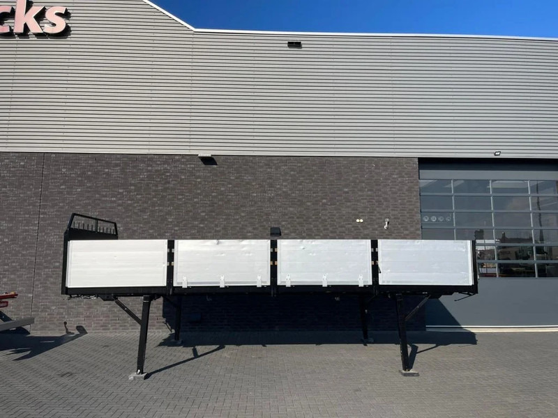 Nosturiauto Volvo FM 500 8X4 TRIDEM + PALFINGER PK 27001-EH G KRAAN/KRAN/CRANE/GRUA: kuva Nosturiauto Volvo FM 500 8X4 TRIDEM + PALFINGER PK 27001-EH G KRAAN/KRAN/CRANE/GRUA Nosturiauto Volvo FM 500 8X4 TRIDEM + PALFINGER PK 27001-EH G KRAAN/KRAN/CRANE/GRUA: kuva Nosturiauto Volvo FM 500 8X4 TRIDEM + PALFINGER PK 27001-EH G KRAAN/KRAN/CRANE/GRUA