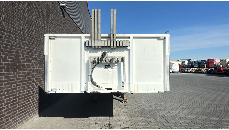 WEB TRAILER PRSH18-1TRI 2 ASSER GESTUURD COMPLEET - Lavapuoliperävaunu: kuva WEB TRAILER PRSH18-1TRI 2 ASSER GESTUURD COMPLEET - Lavapuoliperävaunu WEB TRAILER PRSH18-1TRI 2 ASSER GESTUURD COMPLEET - Lavapuoliperävaunu: kuva WEB TRAILER PRSH18-1TRI 2 ASSER GESTUURD COMPLEET - Lavapuoliperävaunu