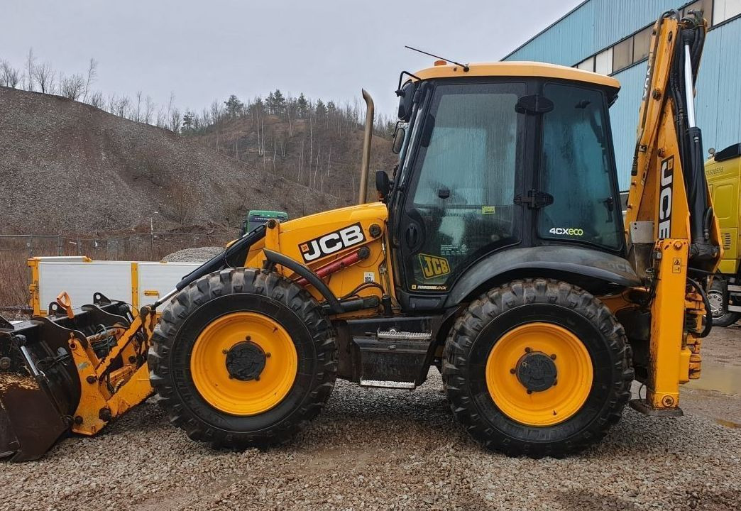 JCB 4CX - Kaivuri-trukki: kuva JCB 4CX - Kaivuri-trukki JCB 4CX - Kaivuri-trukki: kuva JCB 4CX - Kaivuri-trukki