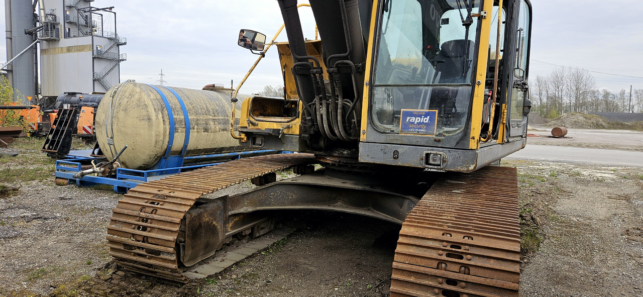 Volvo EC 210 BLC - Telakaivukone: kuva Volvo EC 210 BLC - Telakaivukone Volvo EC 210 BLC - Telakaivukone: kuva Volvo EC 210 BLC - Telakaivukone