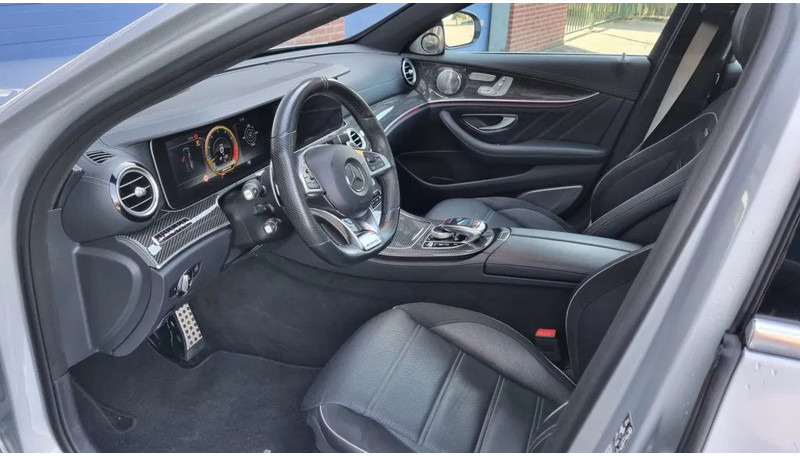 Sedan Mercedes-Benz E-Klasse 63 S, 4 Matic AMG..... Premium plus.: kuva Sedan Mercedes-Benz E-Klasse 63 S, 4 Matic AMG..... Premium plus.