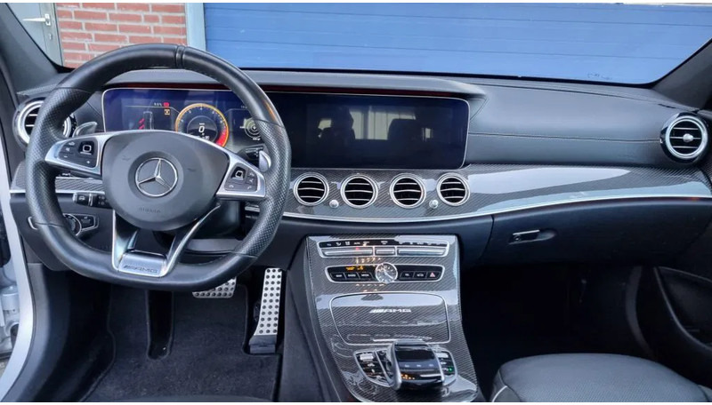 Sedan Mercedes-Benz E-Klasse 63 S, 4 Matic AMG..... Premium plus.: kuva Sedan Mercedes-Benz E-Klasse 63 S, 4 Matic AMG..... Premium plus.