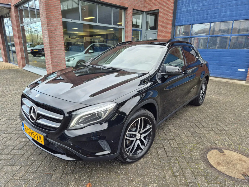 Mercedes-Benz GLA 200 AMG line Automaat prestige - Henkilöauto: kuva Mercedes-Benz GLA 200 AMG line Automaat prestige - Henkilöauto Mercedes-Benz GLA 200 AMG line Automaat prestige - Henkilöauto: kuva Mercedes-Benz GLA 200 AMG line Automaat prestige - Henkilöauto