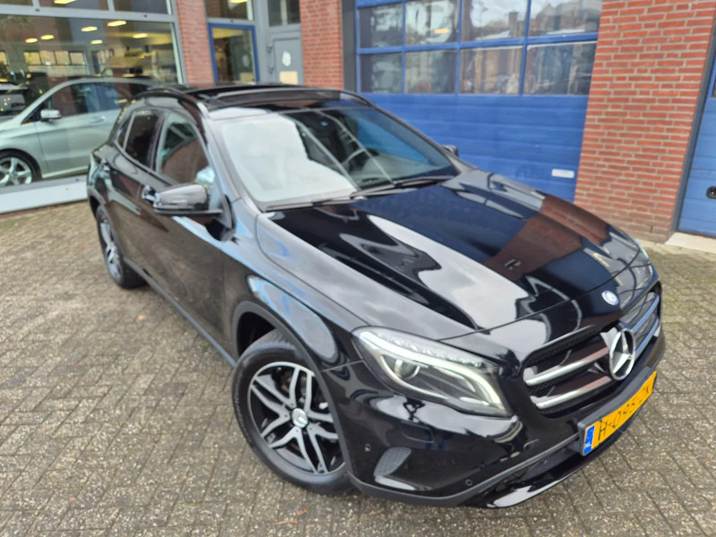 Mercedes-Benz GLA 200 AMG line Automaat prestige - Henkilöauto: kuva Mercedes-Benz GLA 200 AMG line Automaat prestige - Henkilöauto Mercedes-Benz GLA 200 AMG line Automaat prestige - Henkilöauto: kuva Mercedes-Benz GLA 200 AMG line Automaat prestige - Henkilöauto