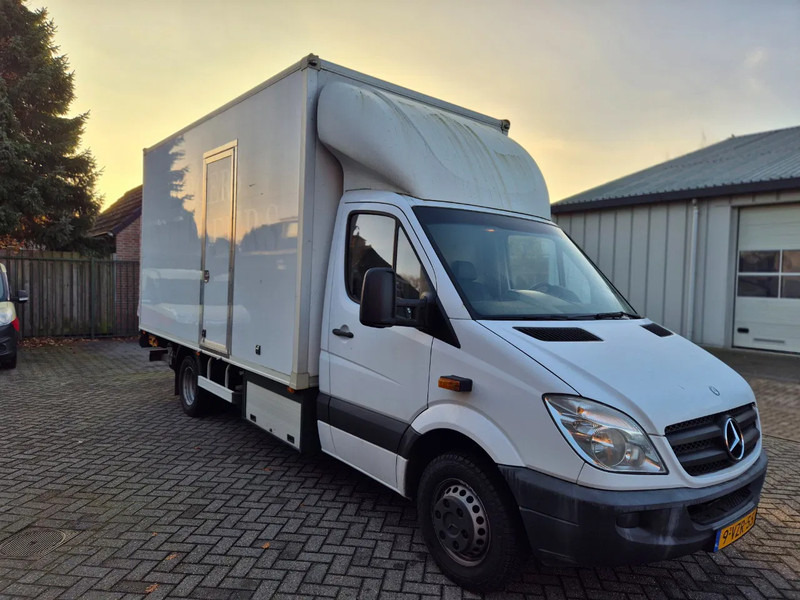 Mercedes-Benz Sprinter 516 cdi met laadklep - Jakeluauto: kuva Mercedes-Benz Sprinter 516 cdi met laadklep - Jakeluauto Mercedes-Benz Sprinter 516 cdi met laadklep - Jakeluauto: kuva Mercedes-Benz Sprinter 516 cdi met laadklep - Jakeluauto