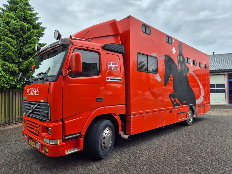 Volvo FH 12 380pk luchtgeveerd voor en achteras - Hevosauto: kuva Volvo FH 12 380pk luchtgeveerd voor en achteras - Hevosauto Volvo FH 12 380pk luchtgeveerd voor en achteras - Hevosauto: kuva Volvo FH 12 380pk luchtgeveerd voor en achteras - Hevosauto