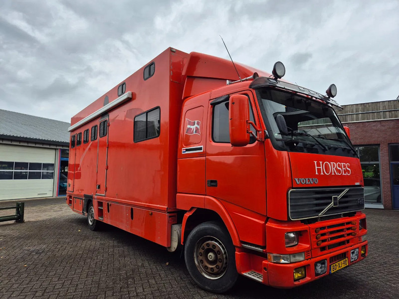 Volvo FH 12 380pk luchtgeveerd voor en achteras - Hevosauto: kuva Volvo FH 12 380pk luchtgeveerd voor en achteras - Hevosauto Volvo FH 12 380pk luchtgeveerd voor en achteras - Hevosauto: kuva Volvo FH 12 380pk luchtgeveerd voor en achteras - Hevosauto