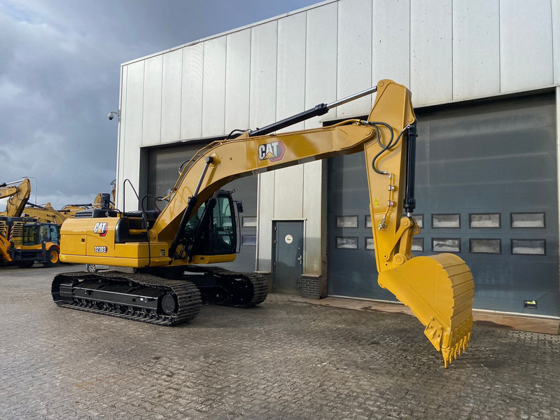 Uusi Telakaivukone Caterpillar 323D3: kuva Uusi Telakaivukone Caterpillar 323D3