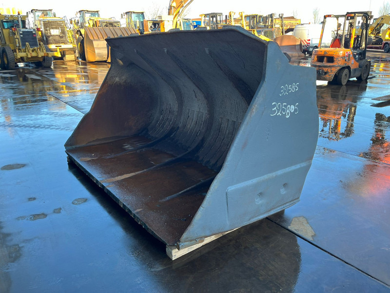Caterpillar Bucket 950 - Kauha: kuva Caterpillar Bucket 950 - Kauha Caterpillar Bucket 950 - Kauha: kuva Caterpillar Bucket 950 - Kauha