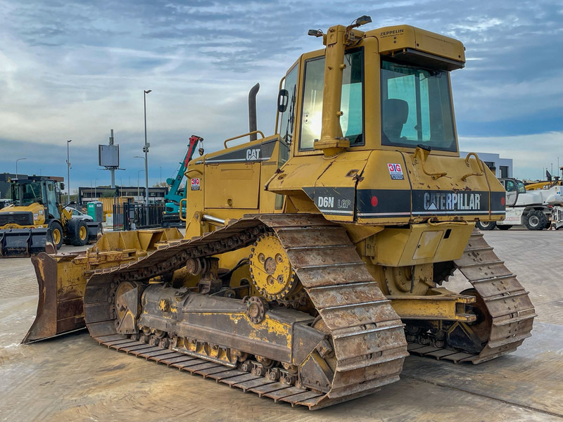 Caterpillar D6N LGP - Puskutraktori: kuva Caterpillar D6N LGP - Puskutraktori Caterpillar D6N LGP - Puskutraktori: kuva Caterpillar D6N LGP - Puskutraktori