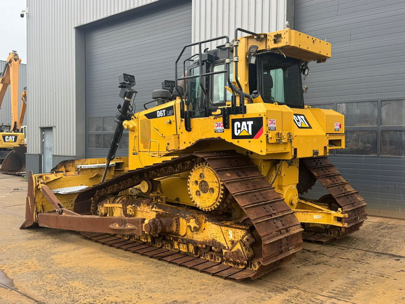Caterpillar D6T LGP - Puskutraktori: kuva Caterpillar D6T LGP - Puskutraktori Caterpillar D6T LGP - Puskutraktori: kuva Caterpillar D6T LGP - Puskutraktori