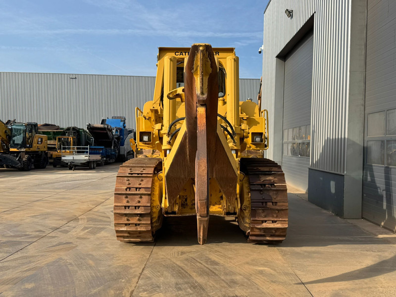 Caterpillar D9H - Puskutraktori: kuva Caterpillar D9H - Puskutraktori Caterpillar D9H - Puskutraktori: kuva Caterpillar D9H - Puskutraktori