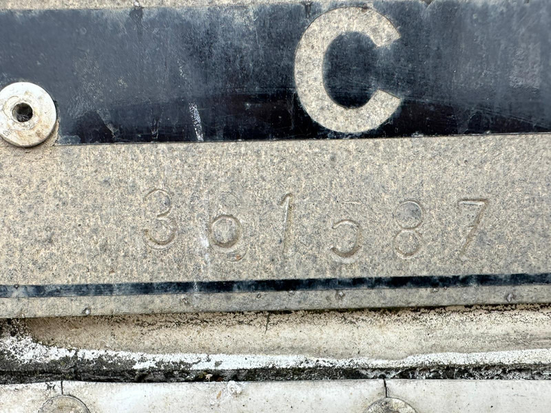 Refrigeraattori puoliperävaunu Gray and Adams Meat Hook Thermo King SLXE 400: kuva Refrigeraattori puoliperävaunu Gray and Adams Meat Hook Thermo King SLXE 400 Refrigeraattori puoliperävaunu Gray and Adams Meat Hook Thermo King SLXE 400: kuva Refrigeraattori puoliperävaunu Gray and Adams Meat Hook Thermo King SLXE 400