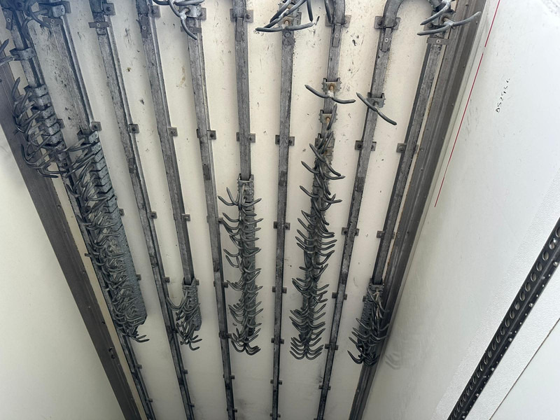 Refrigeraattori puoliperävaunu Gray and Adams Meat Hook Thermo King SLXE 400: kuva Refrigeraattori puoliperävaunu Gray and Adams Meat Hook Thermo King SLXE 400 Refrigeraattori puoliperävaunu Gray and Adams Meat Hook Thermo King SLXE 400: kuva Refrigeraattori puoliperävaunu Gray and Adams Meat Hook Thermo King SLXE 400