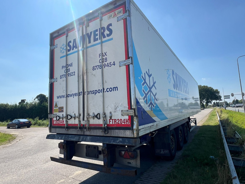 Gray and Adams Meat Hook Thermo King SLXE 400 - Refrigeraattori puoliperävaunu: kuva Gray and Adams Meat Hook Thermo King SLXE 400 - Refrigeraattori puoliperävaunu Gray and Adams Meat Hook Thermo King SLXE 400 - Refrigeraattori puoliperävaunu: kuva Gray and Adams Meat Hook Thermo King SLXE 400 - Refrigeraattori puoliperävaunu